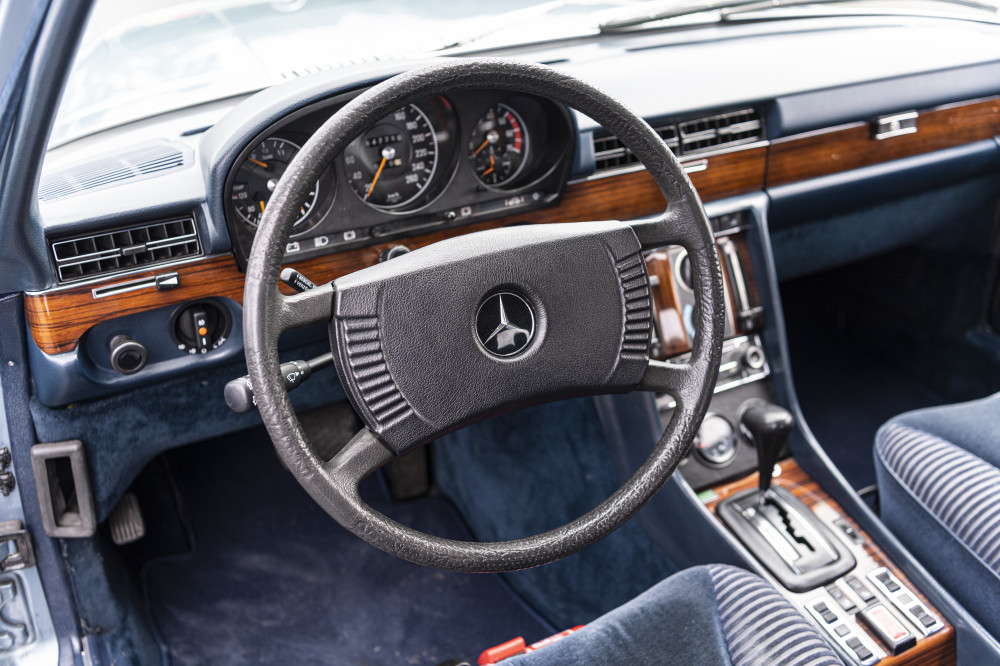 Mercedes-Benz 450 SEL 6.9